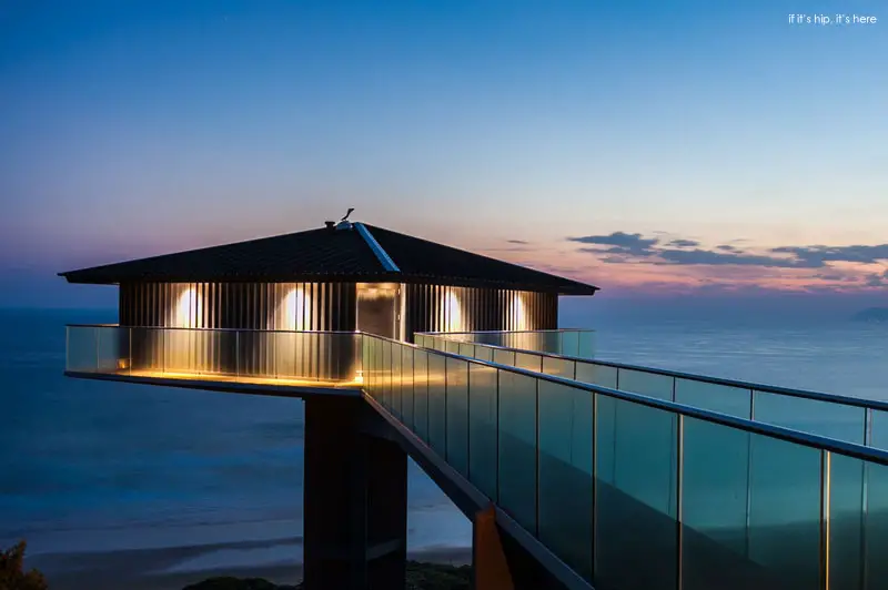 A Thorough Look (30 pics) at Australia’s Renovated Pole House if it's