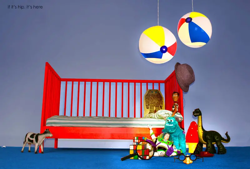 TOBYhouse Beach Ball Lights Will Turn Your Home Into A Seaside Splendor