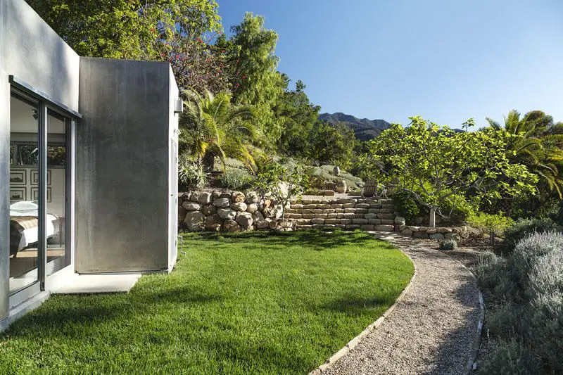 Natalie Portmans Stunning New House By Barton Myers