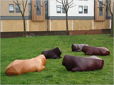 julia lohmann's bovine benches