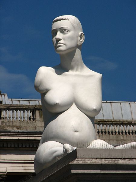 torso statue trafalgar square