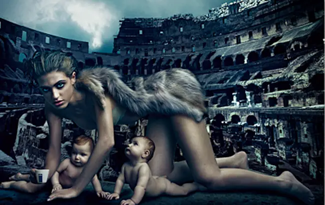 2009 Lavazza Calendar by Annie Leibovitz february