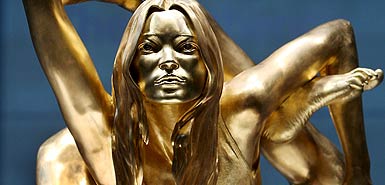 kate moss sculpture