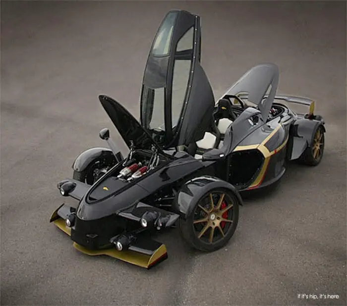 Read more about the article If I Were A Superhero, Here’s How I’d Roll: The Tramontana R-edition