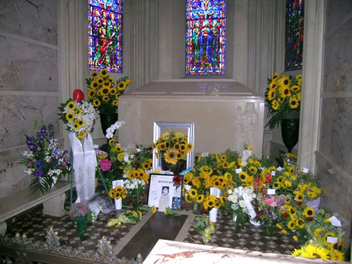 MJ crypt at Forest Lawn