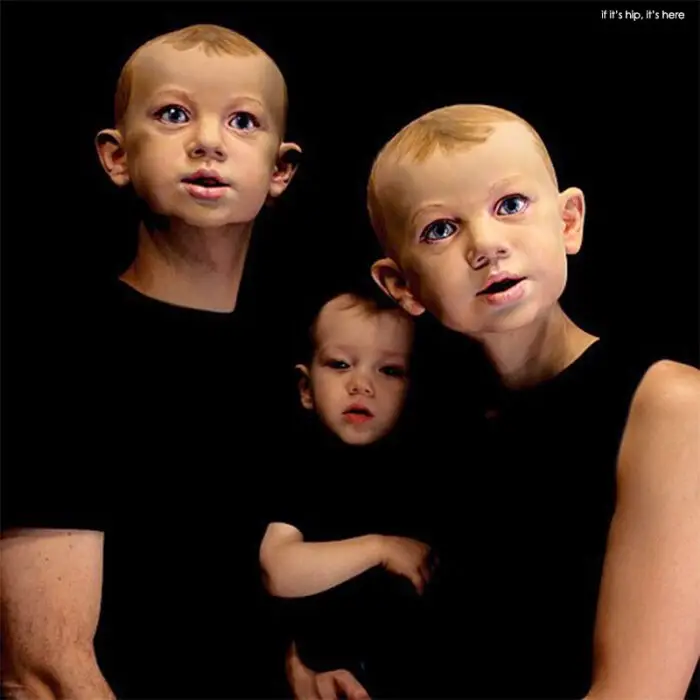 Read more about the article Nina Levy’s Family Portraits Make Yours Look Less Frightening.