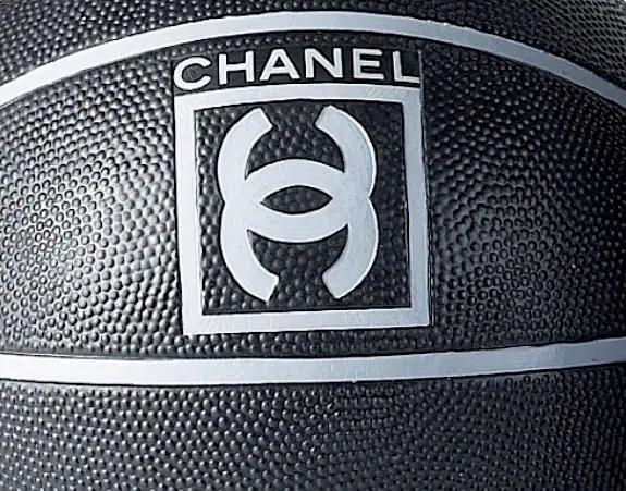 Read more about the article From Surf To Snow To Skates & Scooters – THE CHANEL SPORT COLLECTION