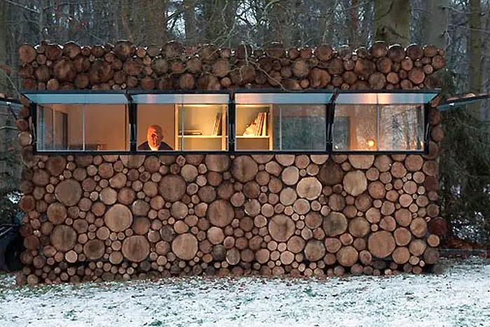 mobile log cabin