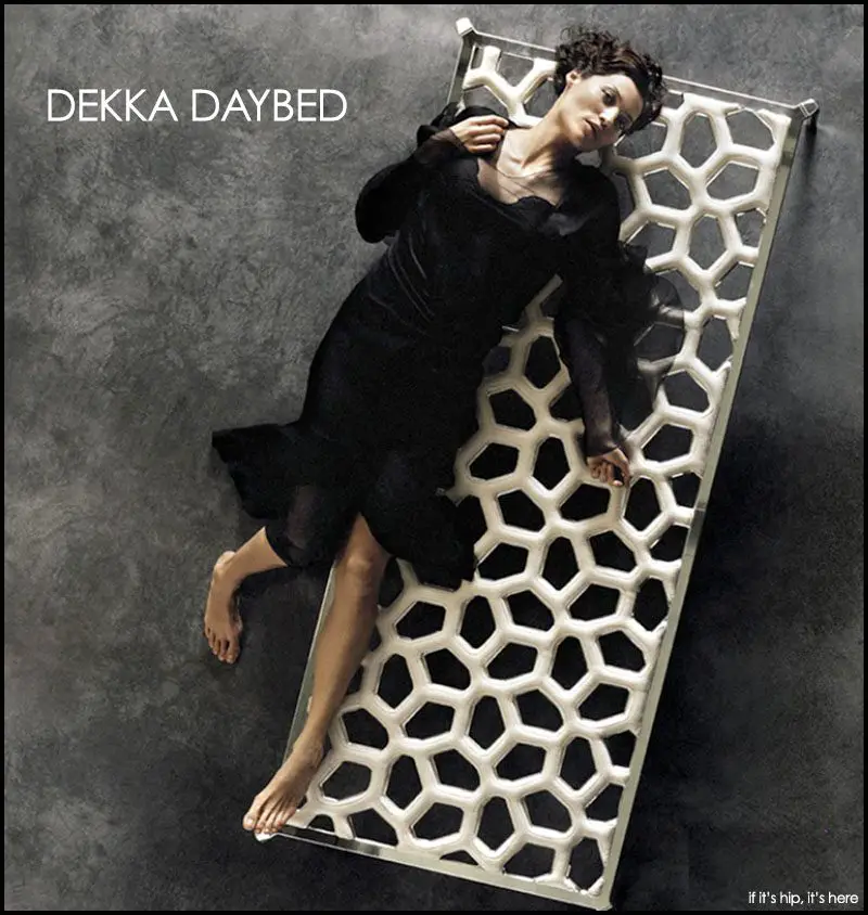the dekka daybed