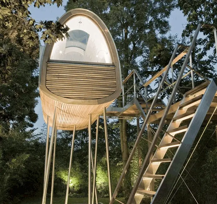 Read more about the article More Amazing Arboreal Architecture. Baumraum Tree Houses Part II.