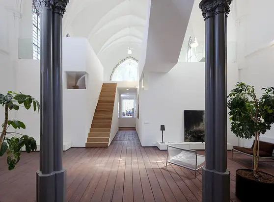 Read more about the article The Residential Church XL. Holy Modern Home! Renovated Church Townhouse In Utrecht.