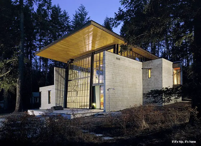 chicken point cabin loft by Olson Kundig