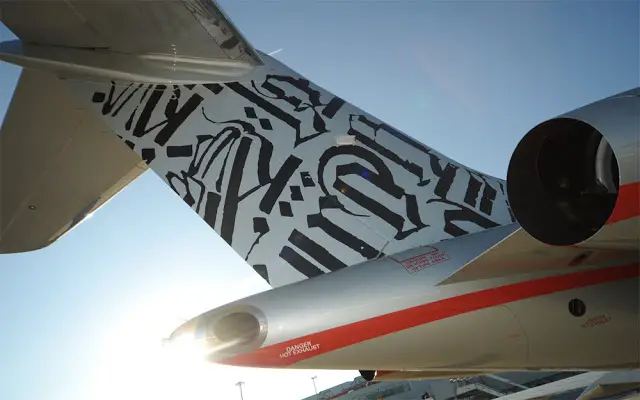 Read more about the article Street Artist RETNA Gets Some Tail As He Hand Paints A $60 Million Vista Jet.