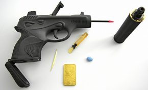 Killer Cosmetics. Ted Noten Creates Feminine Firearms As Makeup Kits.