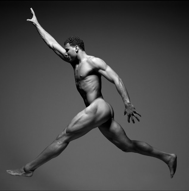 Read more about the article Bodies We Want. All The Athletes In The Buff from the 2011 ESPN Body Issue.