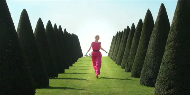 Read more about the article What Do Depeche Mode, Dior and Versailles Have In Common? Secret Garden, A Short Fashion Film by Inez and Vinoodh.