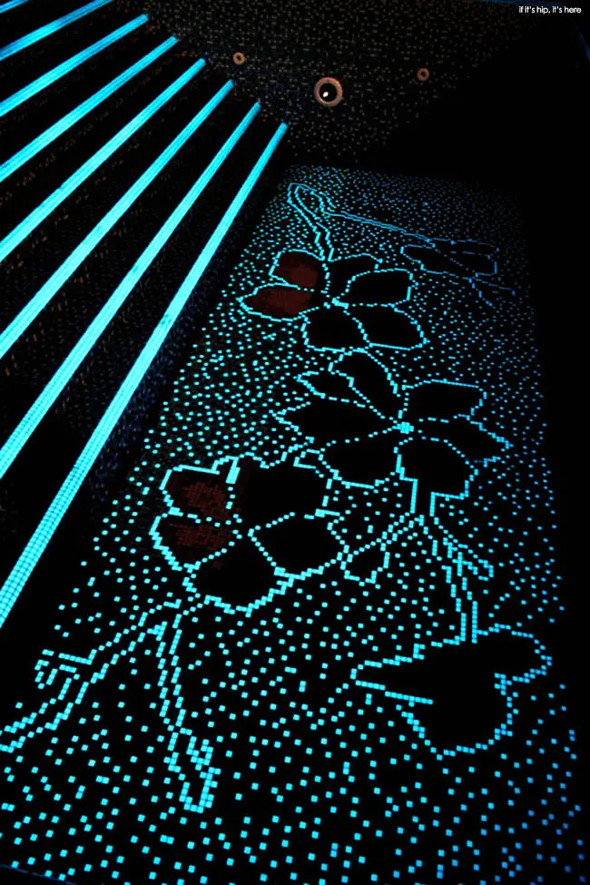 glow in the dark pool tiles