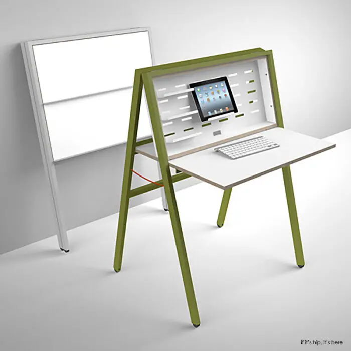Read more about the article Noroom Introduces The HIDEsk by Michael Hilgers. A Great Solution For Small Spaces.