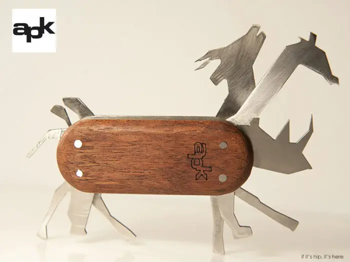 Read more about the article Animal Pocket Knives by David Suhami & How To Get One Of Your Own.