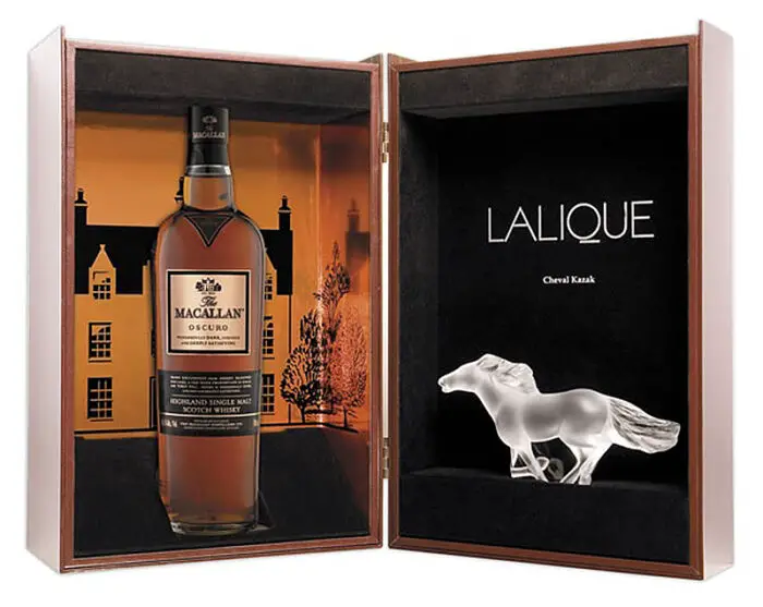 Read more about the article New Gorgeous Collaboration From Macallan and Lalique. The Macallan Oscuro Gift Pack.