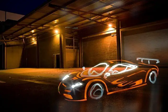 Read more about the article Supercars Painted With LED Lights Continue To Gain Speed.