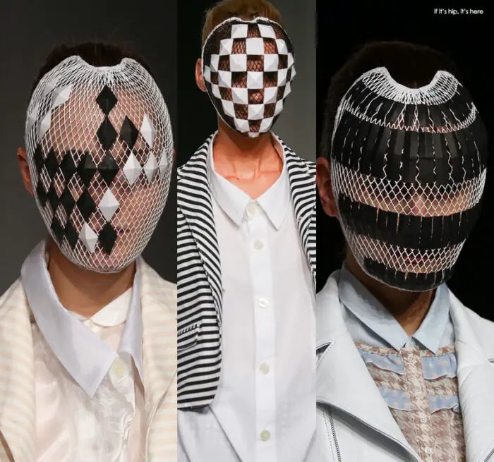 Read more about the article Bold and Bizarre In Black & White – The 2014 SS Collection from Japan’s ANREALAGE.