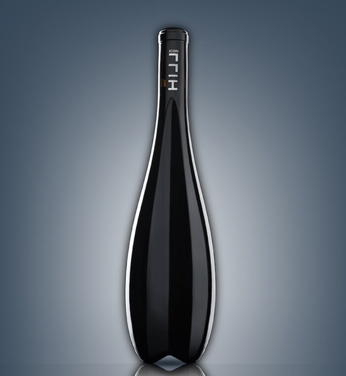 Read more about the article Architect Zaha Hadid Designs Unique Bottle & Box For Leo Hillinger’s Icon Hill Wine.