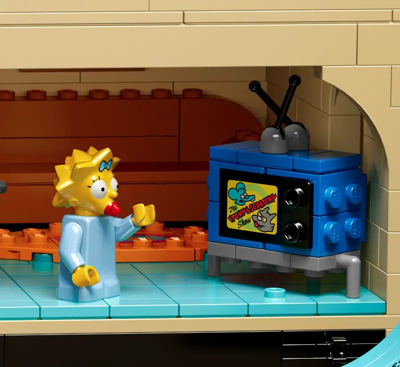 maggie simpson lego