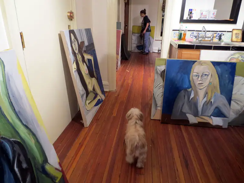 Jemima in her studio (image courtesy of artfrombehind)