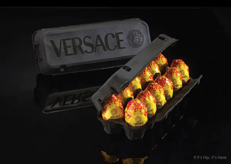 Versace eggs1 IIHIH