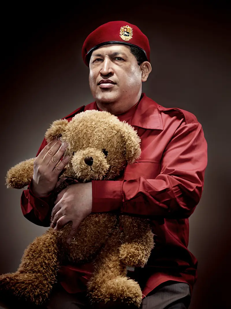 hugo chavez with teddybear IIHIH