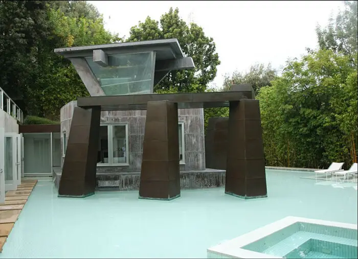 gehry schnabel house pool3 IIHIH