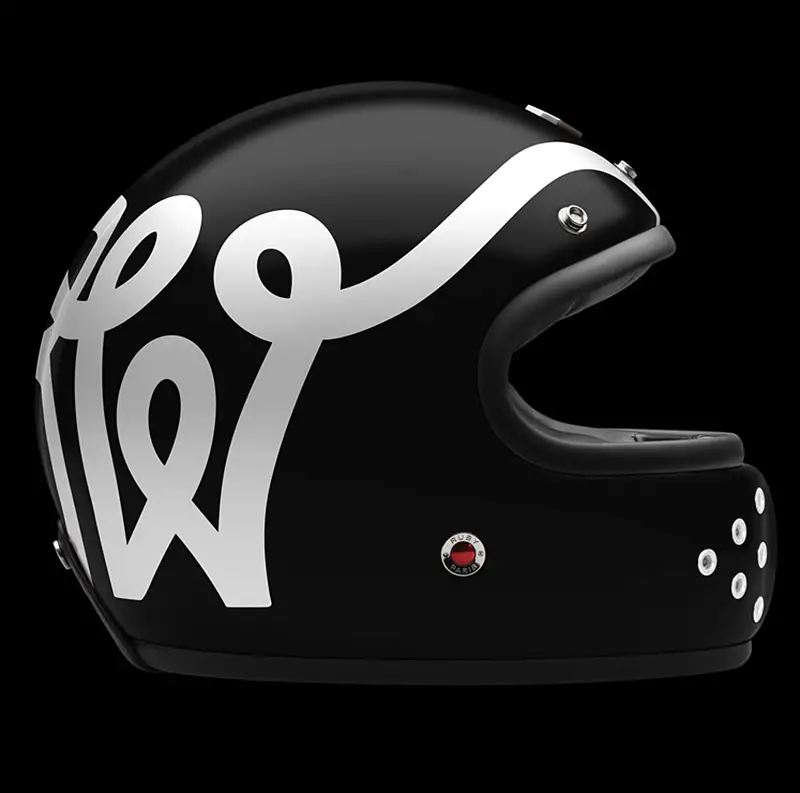 wheels and waves castel helmet side IIHIH