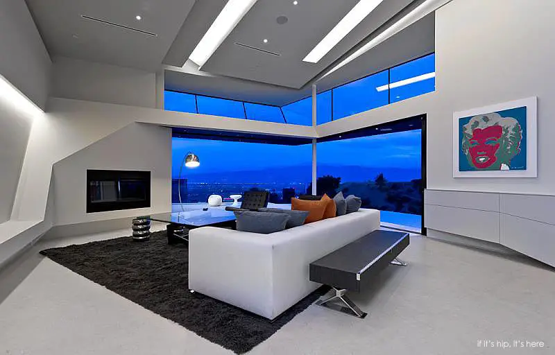 Mulholland Modern Mansion