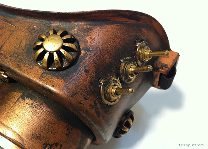 Steampunk Goggles detail Devin Smith IIHIH