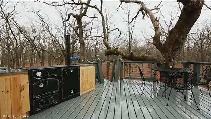 treehouse deck