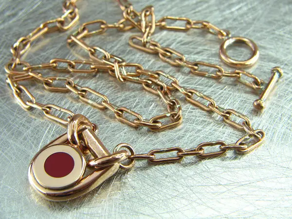 red dot rose metal necklace
