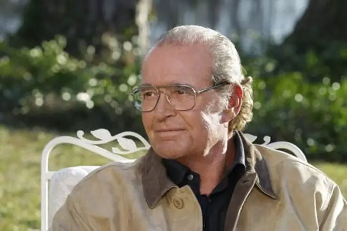 James Garner in the Notebook 2004