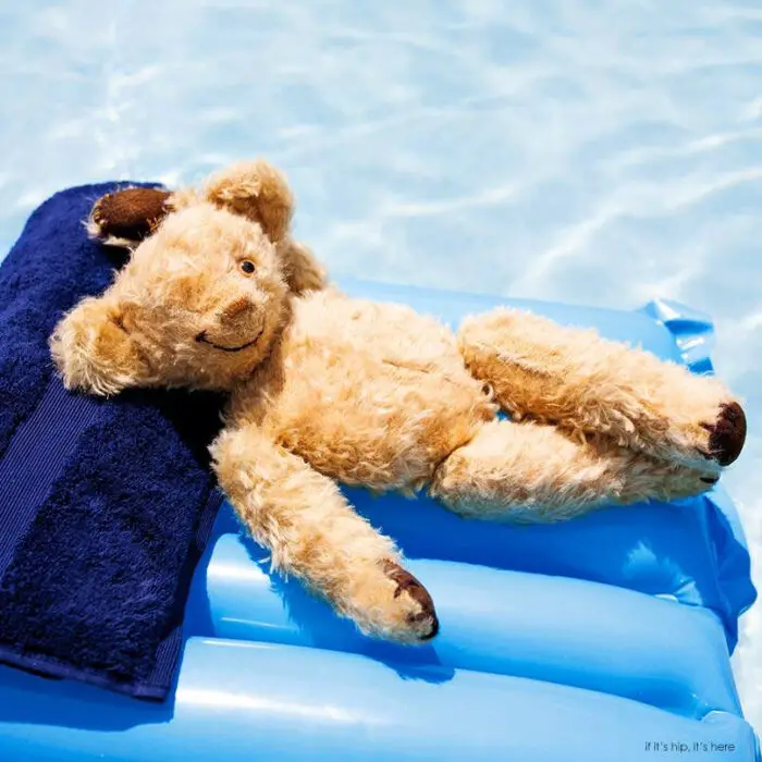 Read more about the article Captain Kirk, Bohemian Rhapsody and a Teddy Bear Named Miles For Thomson Holidays.