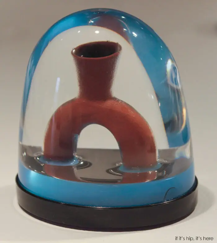 moche pot globe