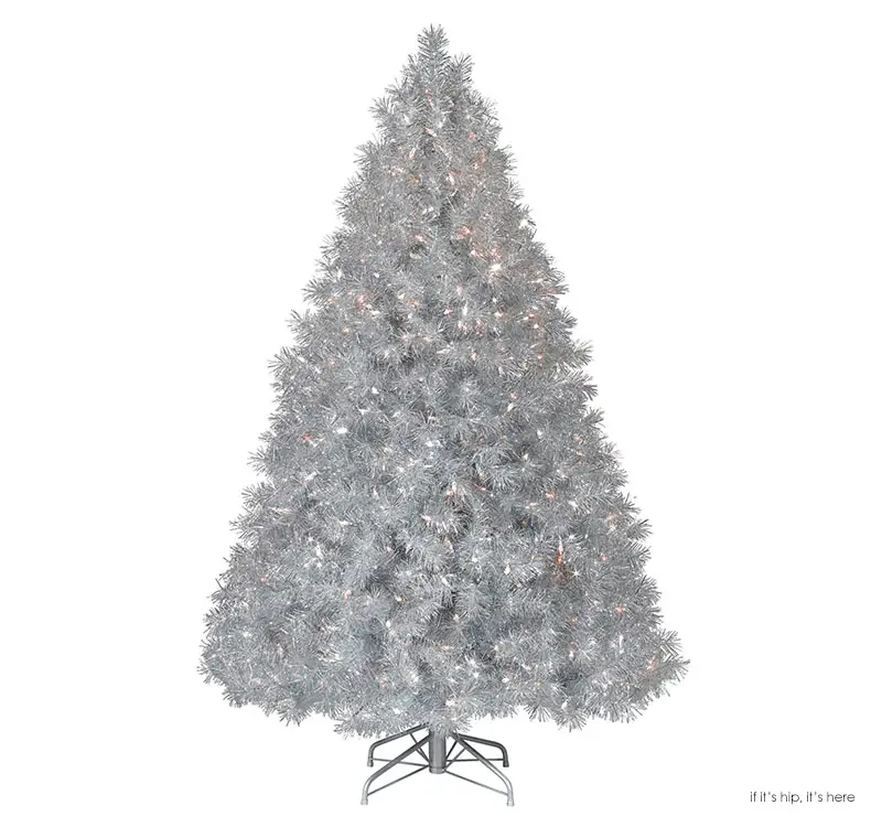 silver stardust-christmas-tree-IIHIH