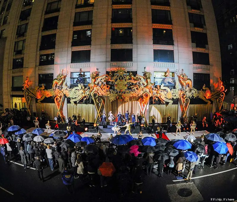 BARNEYS NEW YORK, BAZ LUHRMANN and CATHERINE MARTIN Celebrate the BAZ DAZZLED Holiday Window Unveiling