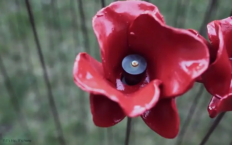 ceramic poppy TOL IIHIH