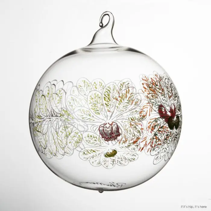 ruri-eggert-petursson-ragnar-kjartansson-the-icela-globe-of-goodwill-christmas-ornaments-2 IIHIH