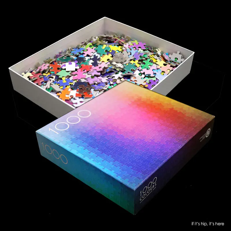 1000 COLOURS open box and lid IIHI