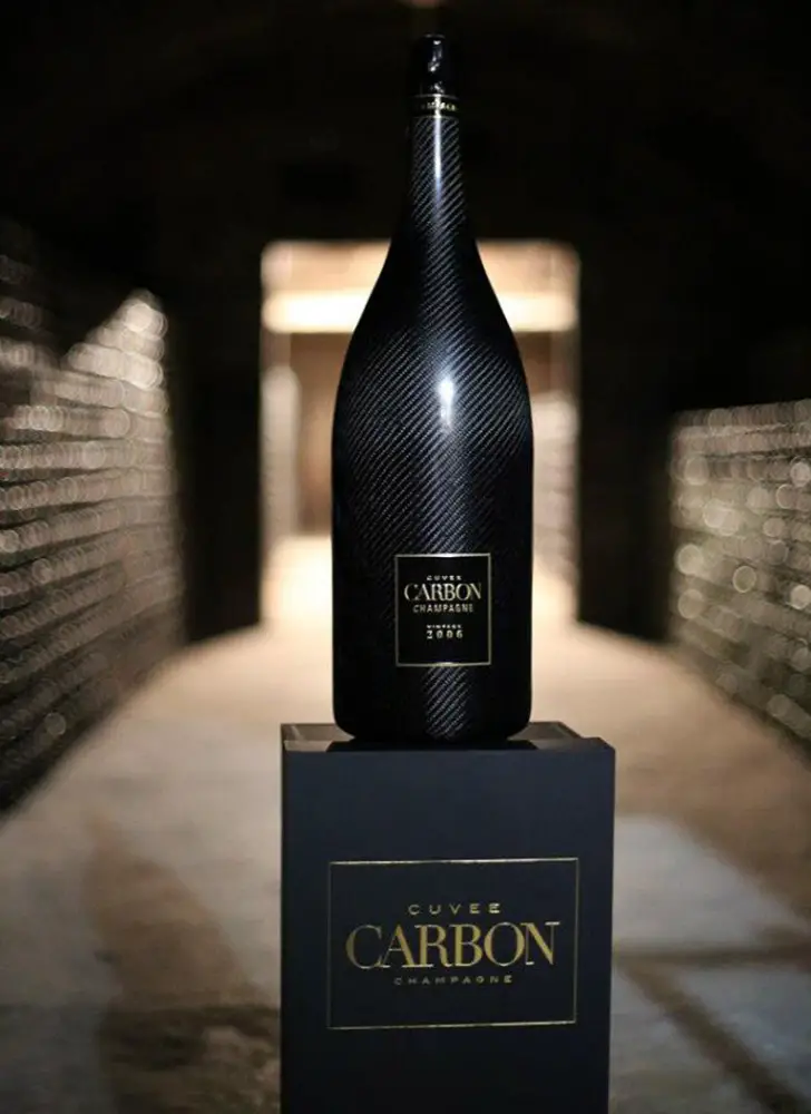 Carbon champagne