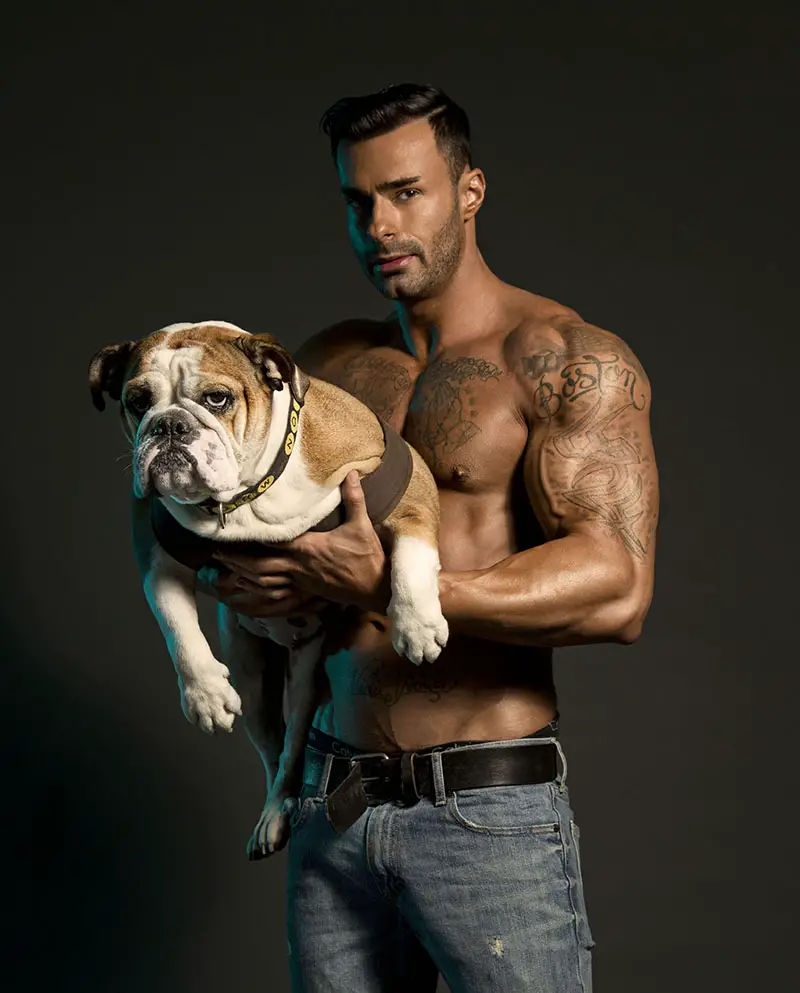 Hunks and Hounds Calendar 2015, America, Oct 2014