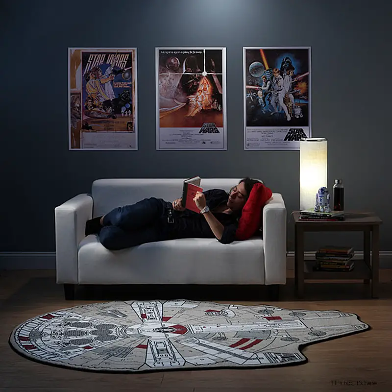 millenium_falcon_rug_inuse