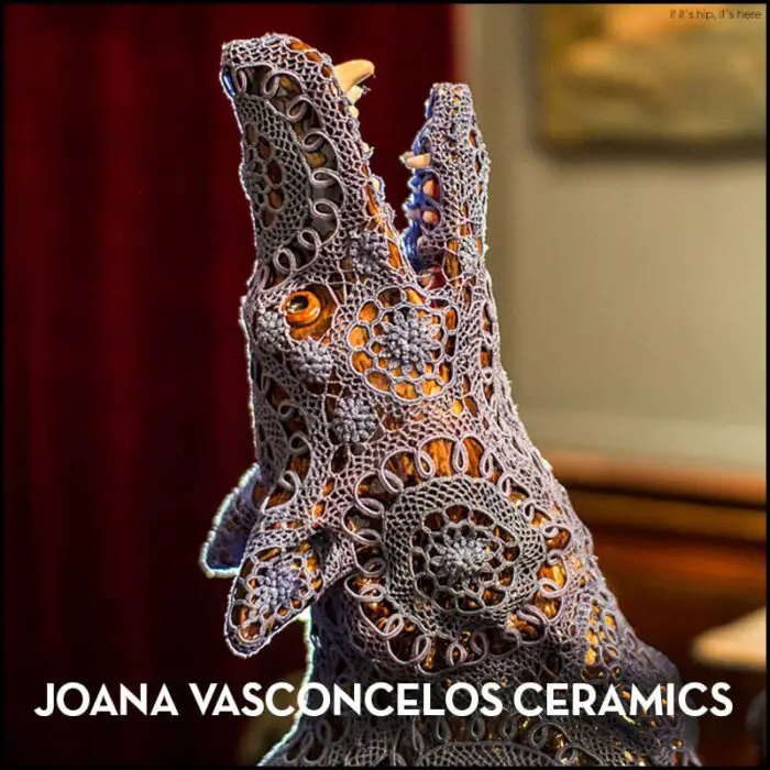 Read more about the article Crochet Covered Ceramic Animals, Crustaceans and Reptiles by Joana Vasconcelos