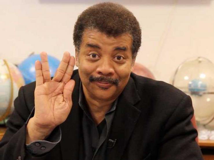 Neil DeGrasse Vulan salute TStarTrek